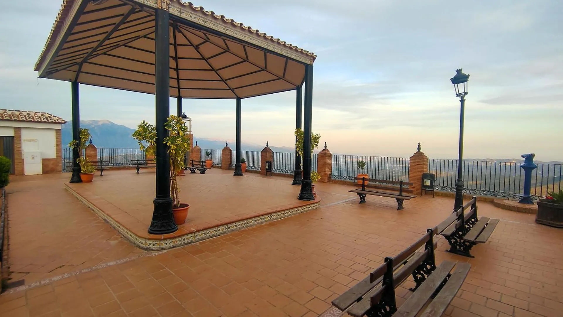 Appartement Estudio Panoramico Comares Spanje