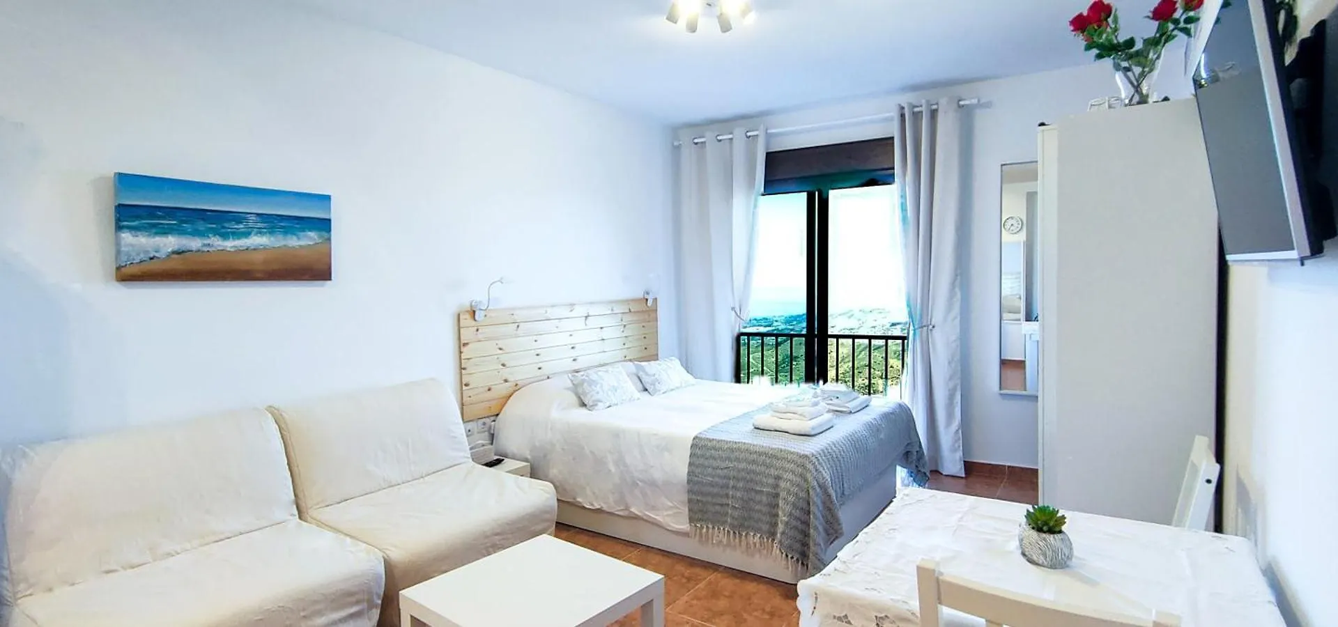 Estudio Panoramico Comares